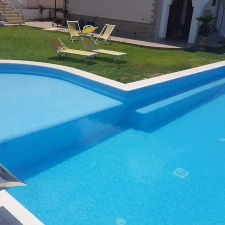 Fontana טרופאה
