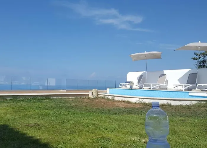 Fontana Villa Tropea