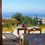 Fontana Villa *