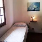 Fontana *