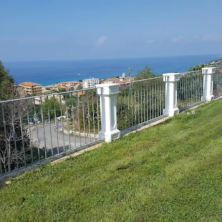 Fontana Villa Tropea